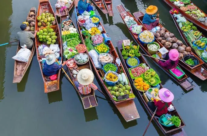 Ree- Riverside Hotel Bangkok