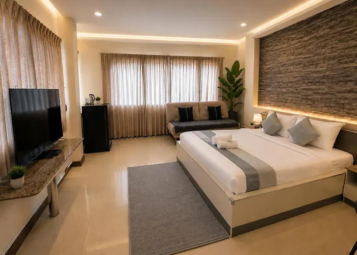 Hotel Ree- Riverside 2*